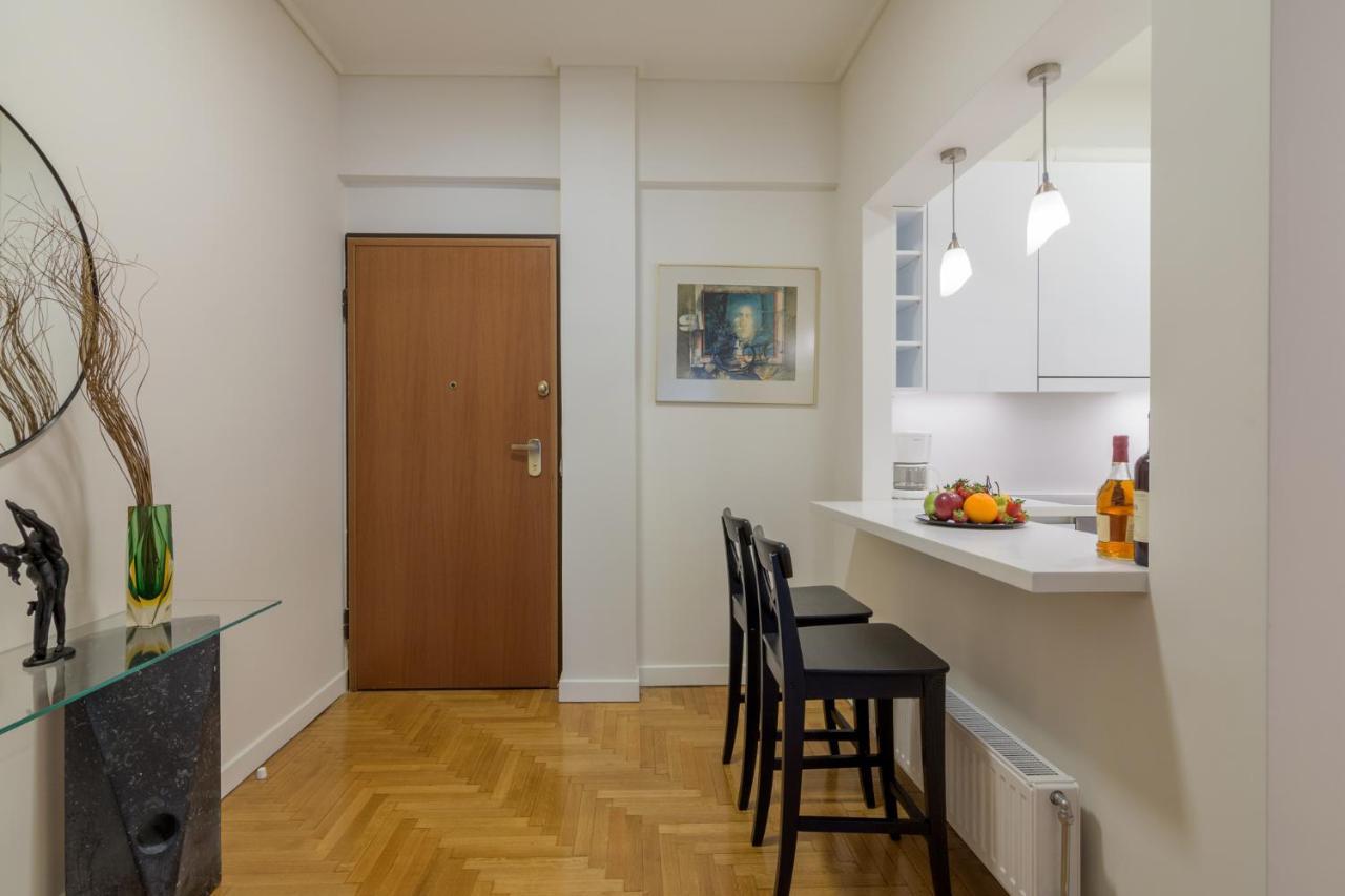 Beautiful Apartment In The Center Of Athena Bagian luar foto